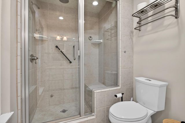 1909 Chelwood Way, Modesto, CA 95355