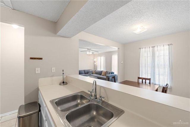 1022 Imelda Street, Edinburg, TX 78541