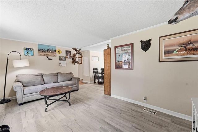 701 Hickory Street, Richmond, MO 64085