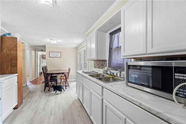 701 Hickory Street, Richmond, MO 64085