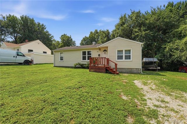 701 Hickory Street, Richmond, MO 64085