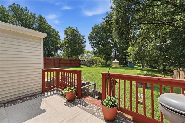 701 Hickory Street, Richmond, MO 64085