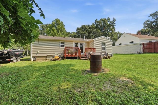 701 Hickory Street, Richmond, MO 64085