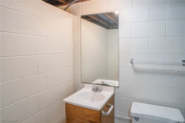 3090-3092 Brumbaugh Street NW, North Canton, OH 44720