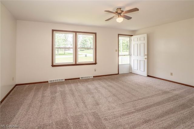 3090-3092 Brumbaugh Street NW, North Canton, OH 44720
