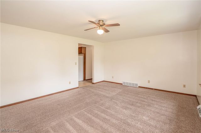 3090-3092 Brumbaugh Street NW, North Canton, OH 44720