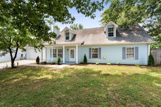 111 Frontier Ln, La Vergne, TN 37086