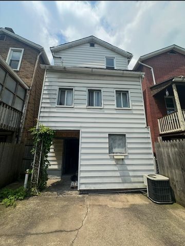 1421 Ridge Ave, N Braddock, PA 15104