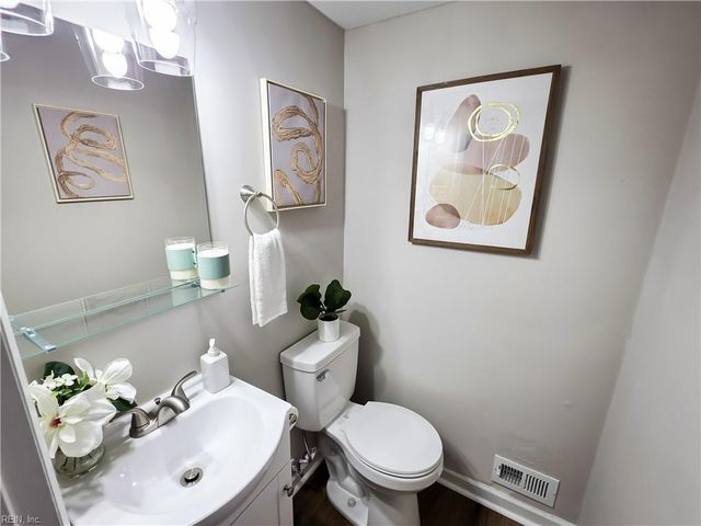 6510 Diesel CT, Norfolk, VA 23513