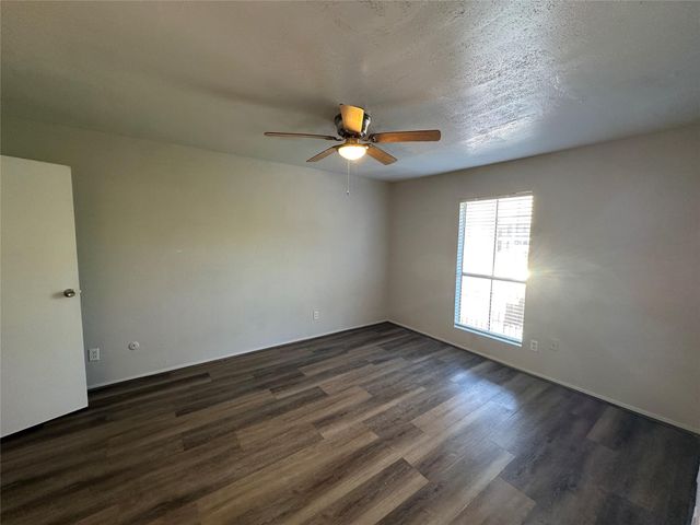 10100 S Gessner Road 212, Houston, TX 77071