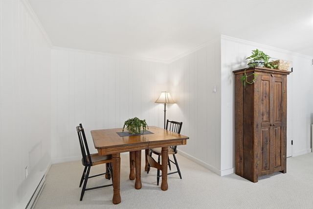 4 Pebblestone Cir 4, Suffield, CT 06078