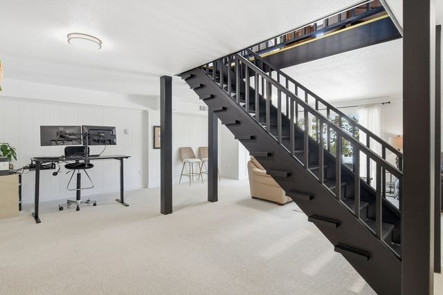 4 Pebblestone Cir 4, Suffield, CT 06078