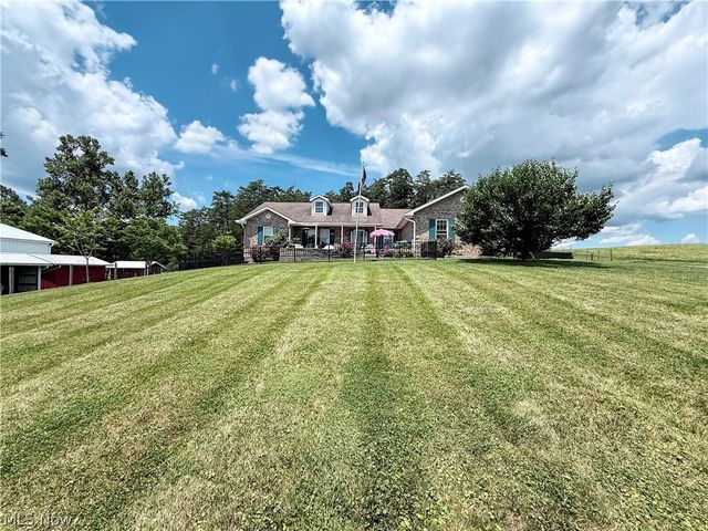 549 Boggy Hollow Road, Coolville, OH 45723