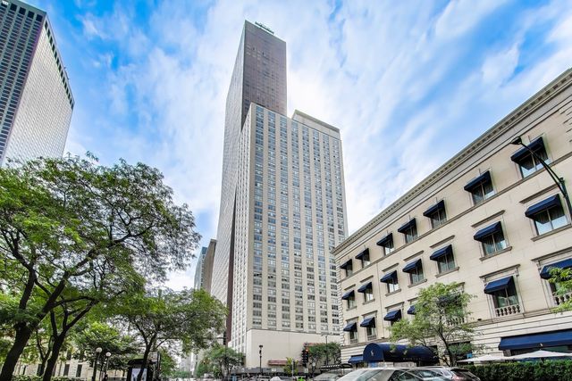 777 N Michigan Avenue 1707, Chicago, IL 60611