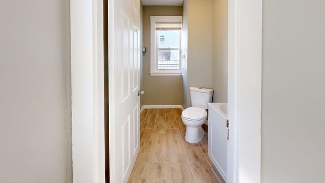 3943 Washington St 2, Boston, MA 02131