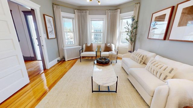 3943 Washington St 2, Boston, MA 02131