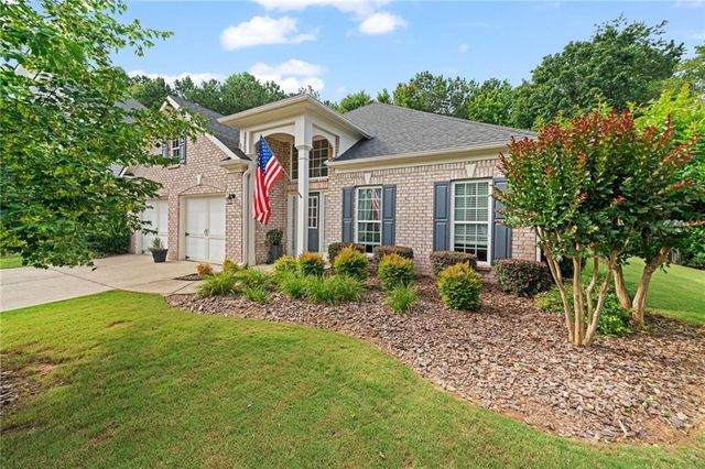 5623 Lancashire Lane, Cumming, GA 30041