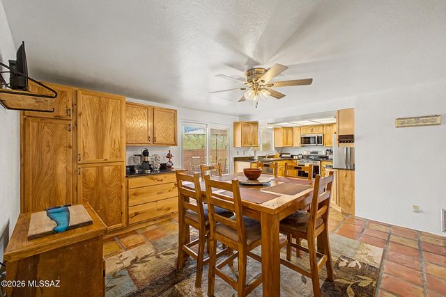 1341 W Chapala Court, Tucson, AZ 85704