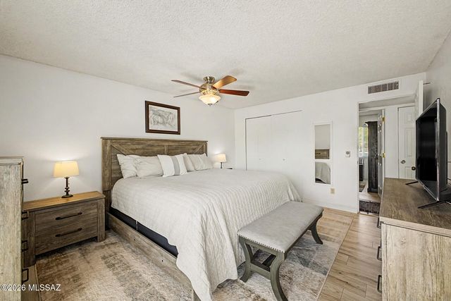 1341 W Chapala Court, Tucson, AZ 85704