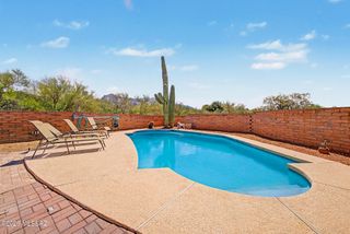1341 W Chapala Court, Tucson, AZ 85704