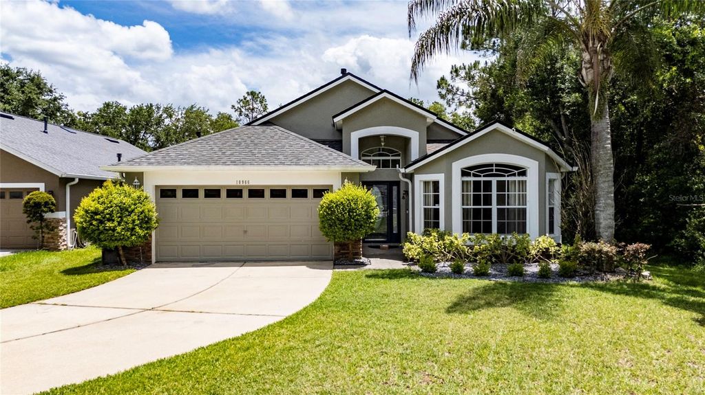 Image 3 of property listing at 10966 ELIOTTI STREET, Orlando, FL 32832