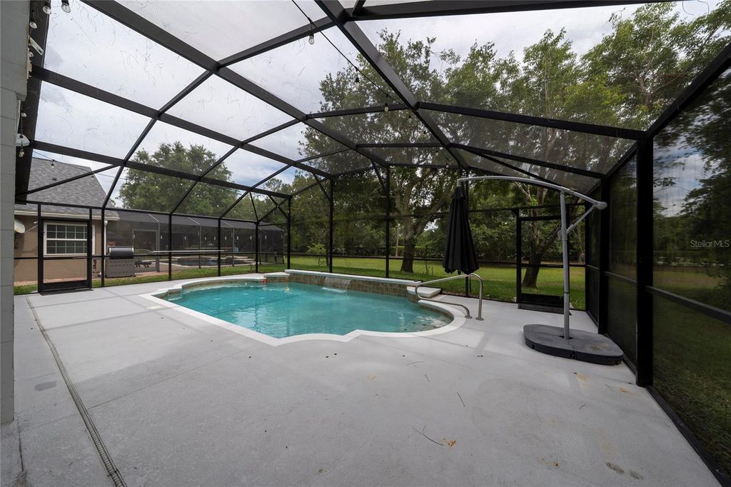 Image 39 of property listing at 10966 ELIOTTI STREET, Orlando, FL 32832