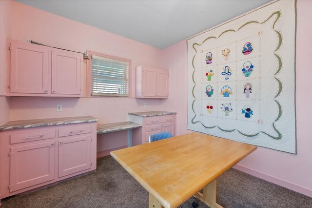 504 W Gilmer Street, Ennis, TX 75119