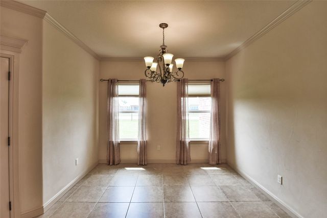 202 Captains Court, Granbury, TX 76049