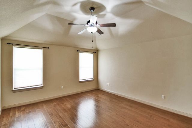202 Captains Court, Granbury, TX 76049