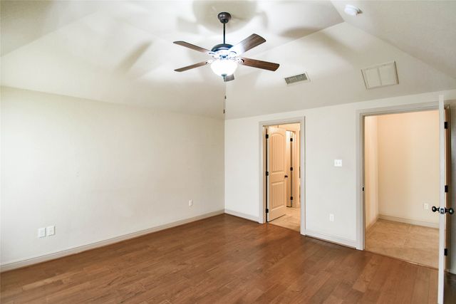202 Captains Court, Granbury, TX 76049