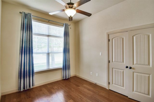 202 Captains Court, Granbury, TX 76049