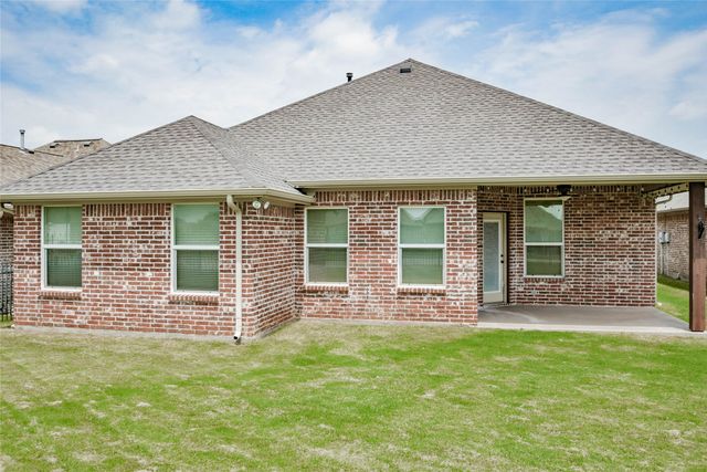 202 Captains Court, Granbury, TX 76049