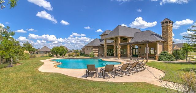 202 Captains Court, Granbury, TX 76049