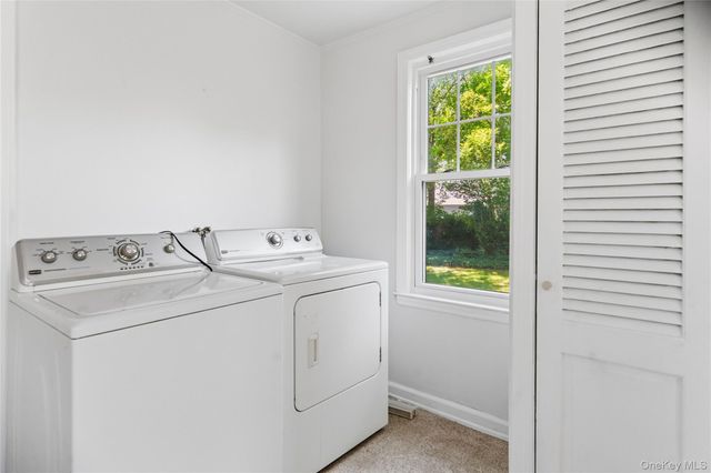 53 Coolidge Street, Malverne, NY 11565