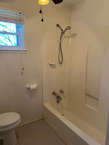 8015 Kirby St, Valley Springs, CA 95252