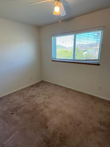 8015 Kirby St, Valley Springs, CA 95252