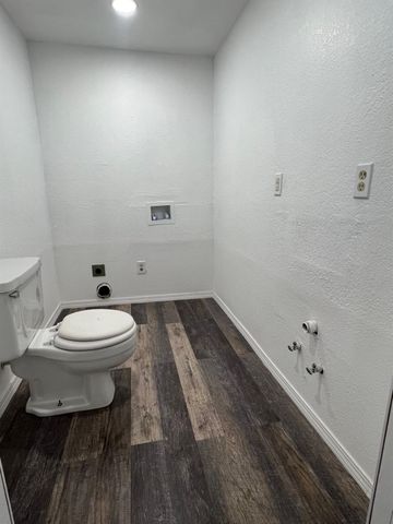 8015 Kirby St, Valley Springs, CA 95252