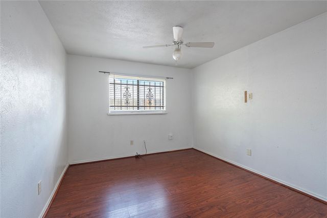15722 Corsair Road, Houston, TX 77053
