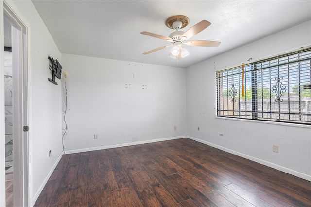 15722 Corsair Road, Houston, TX 77053