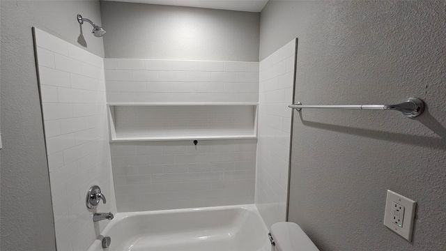 709 Beech Street, Bonham, TX 75418