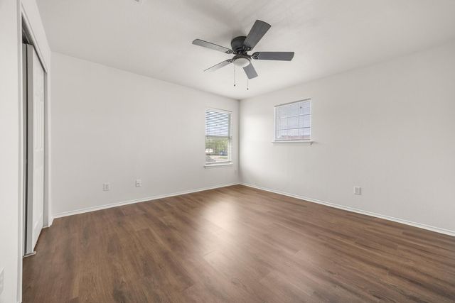 230 San Felipe DR, Kyle, TX 78640