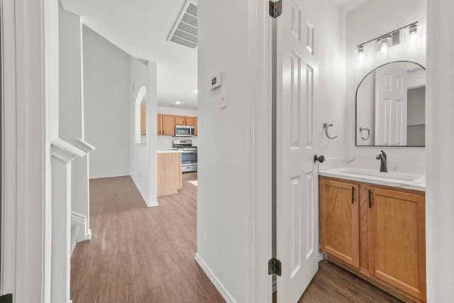 230 San Felipe DR, Kyle, TX 78640