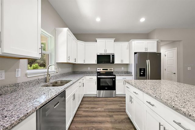 13740 SW 89TH STREET, Dunnellon, FL 34432