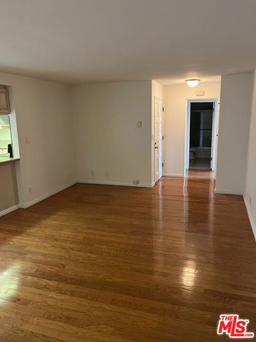 1544 Stanford Street 4, Santa Monica, CA 90404