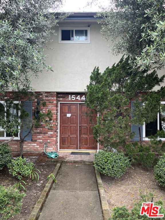 1544 Stanford Street 4, Santa Monica, CA 90404