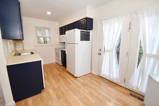 380 Hitchcock Road 209, Waterbury, CT 06705