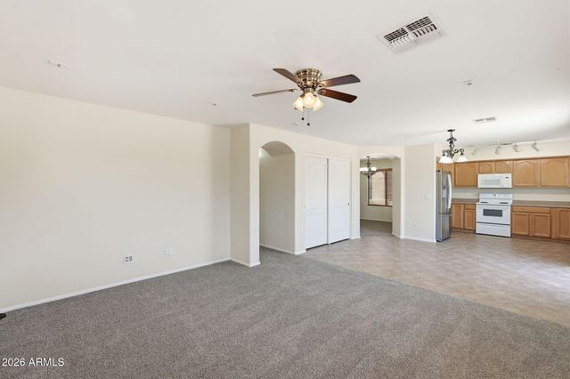 471 E MELANIE Street, San Tan Valley, AZ 85140