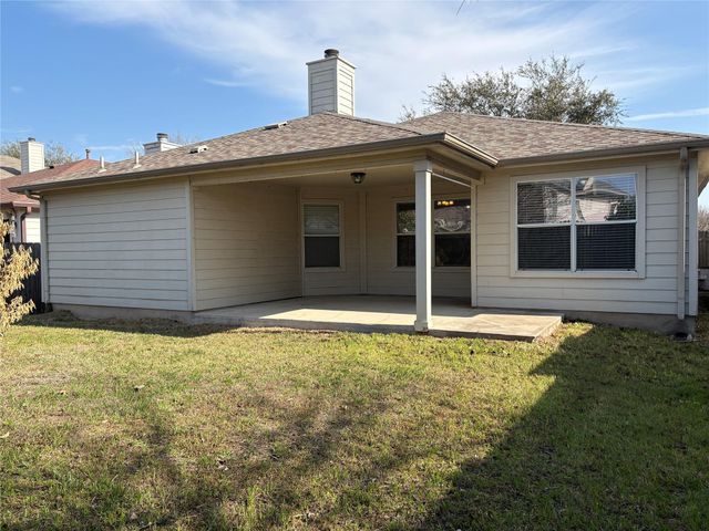 125 Camelia PKWY, Kyle, TX 78640