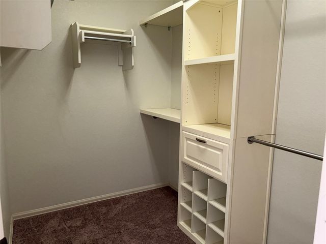 125 Camelia PKWY, Kyle, TX 78640