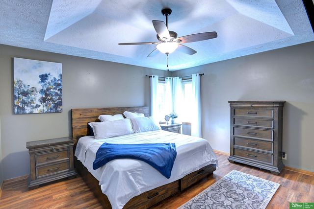 1812 Ashwood Avenue, Papillion, NE 68133